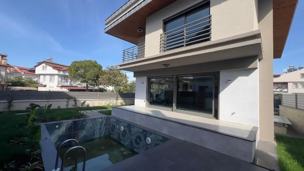 Home in Calis
